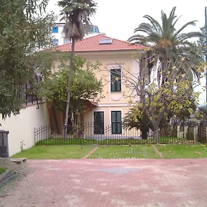 Monteggia Apartment